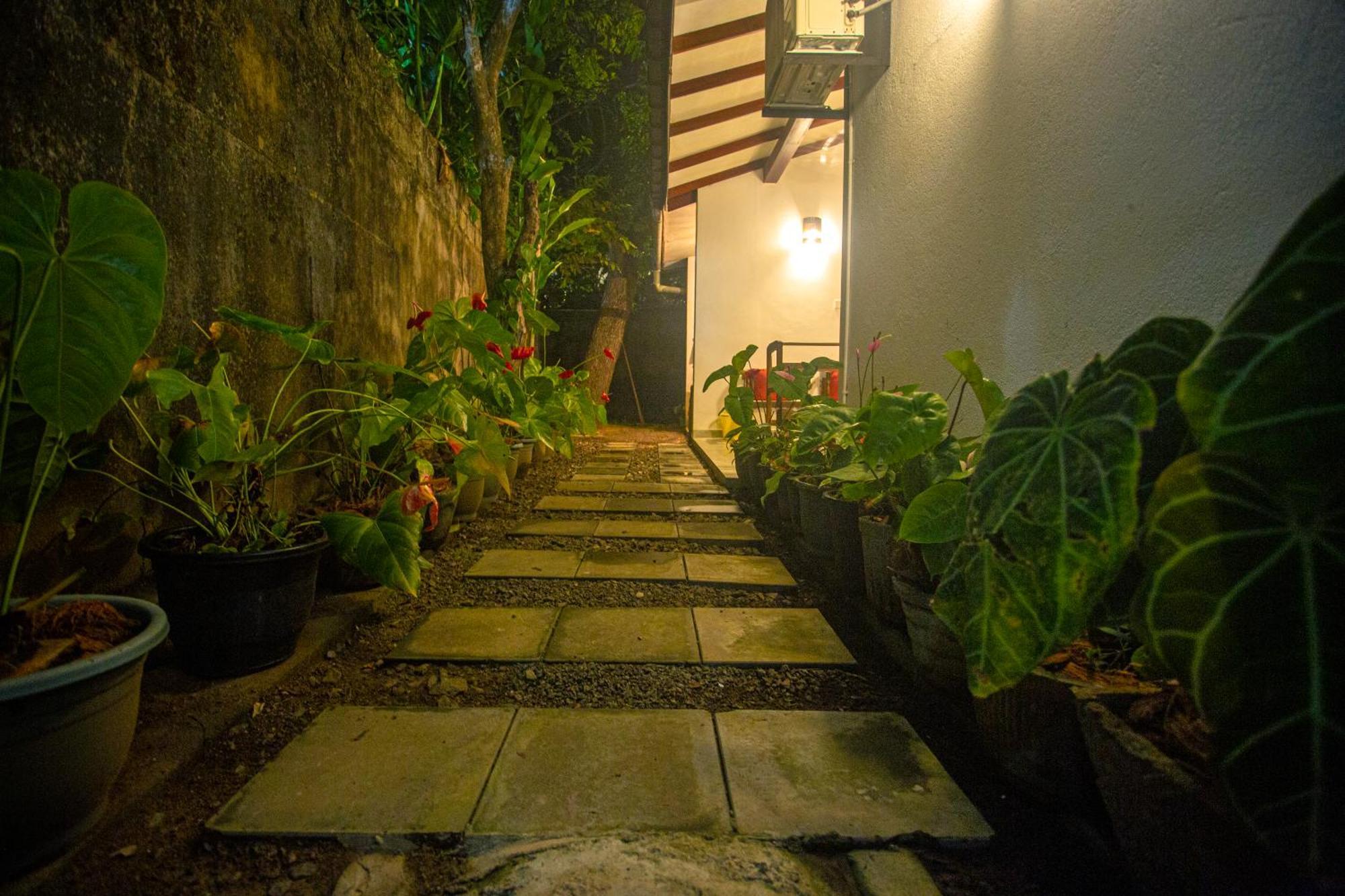 Apartamento 209 Nooit Gedacht Unawatuna Exterior foto
